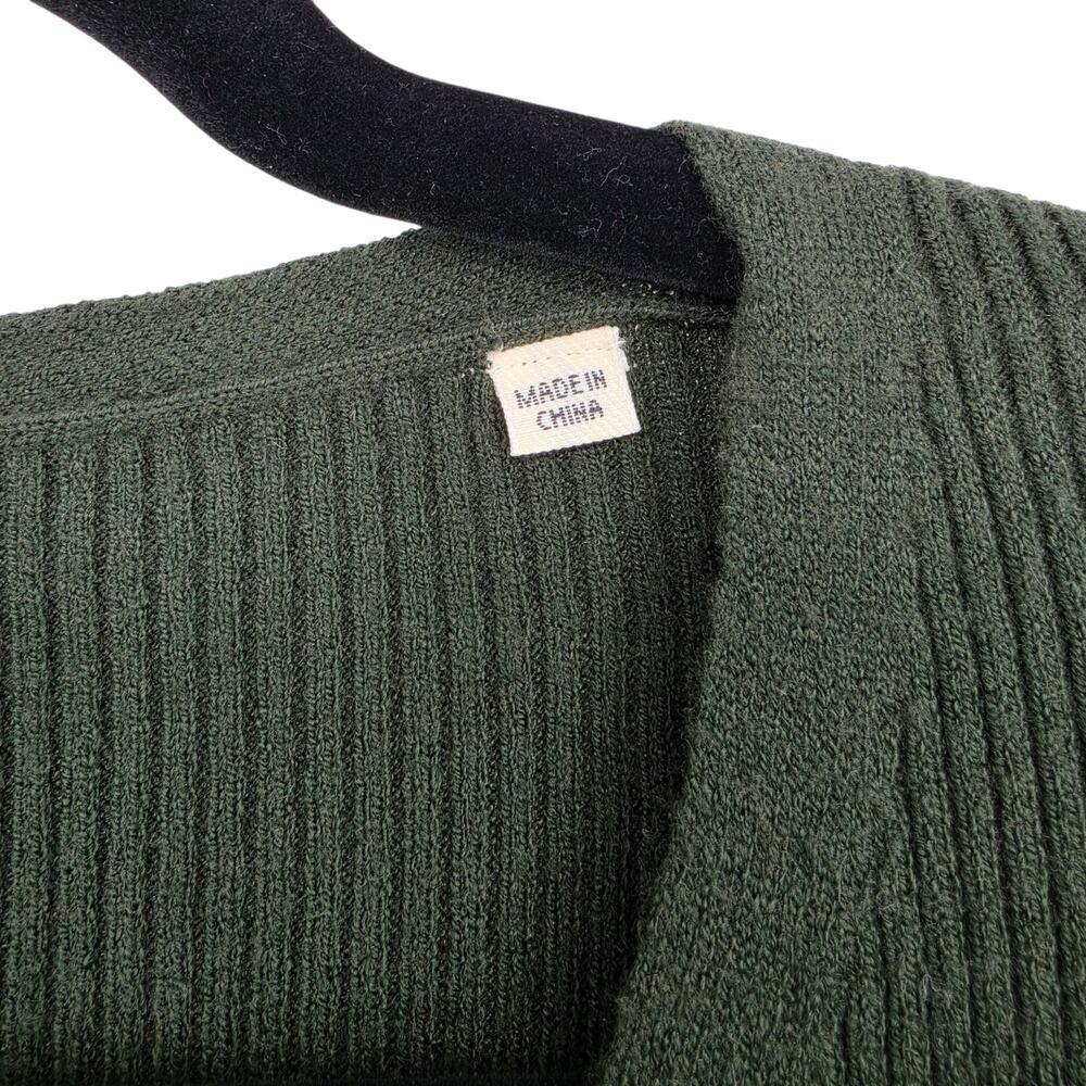 NWT Max Studio Dark Green Fine Rib Knit Lightweight V-Neck Cardigan Size Large - Picture 3 of 6